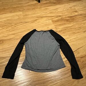 Gray and Black Women's Raglan Top